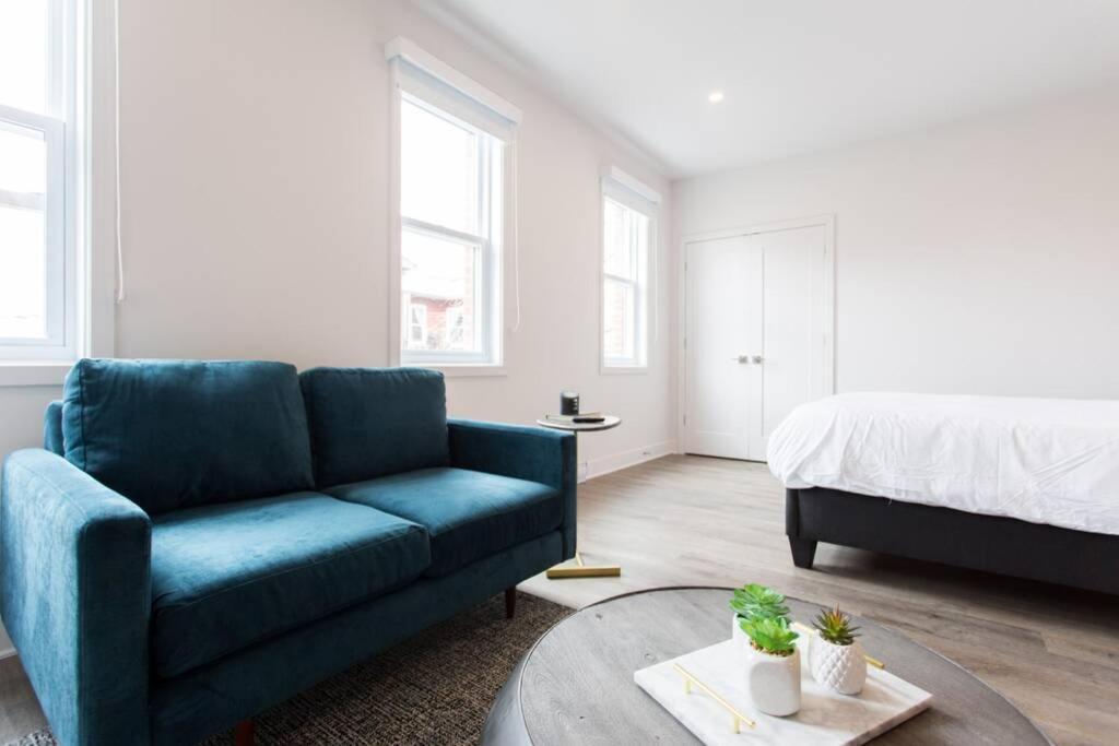 Live Like A Local In This Superb Loft By Den Stays مونتريال المظهر الخارجي الصورة